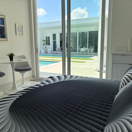 Men Only Clothing Option Guesthouse Near Wilton Manors 劳德代尔堡 外观 照片