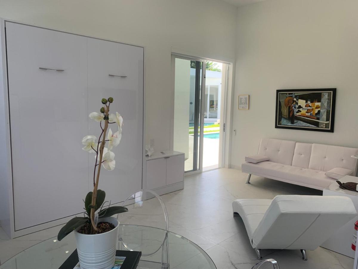 Men Only Clothing Option Guesthouse Near Wilton Manors 劳德代尔堡 外观 照片