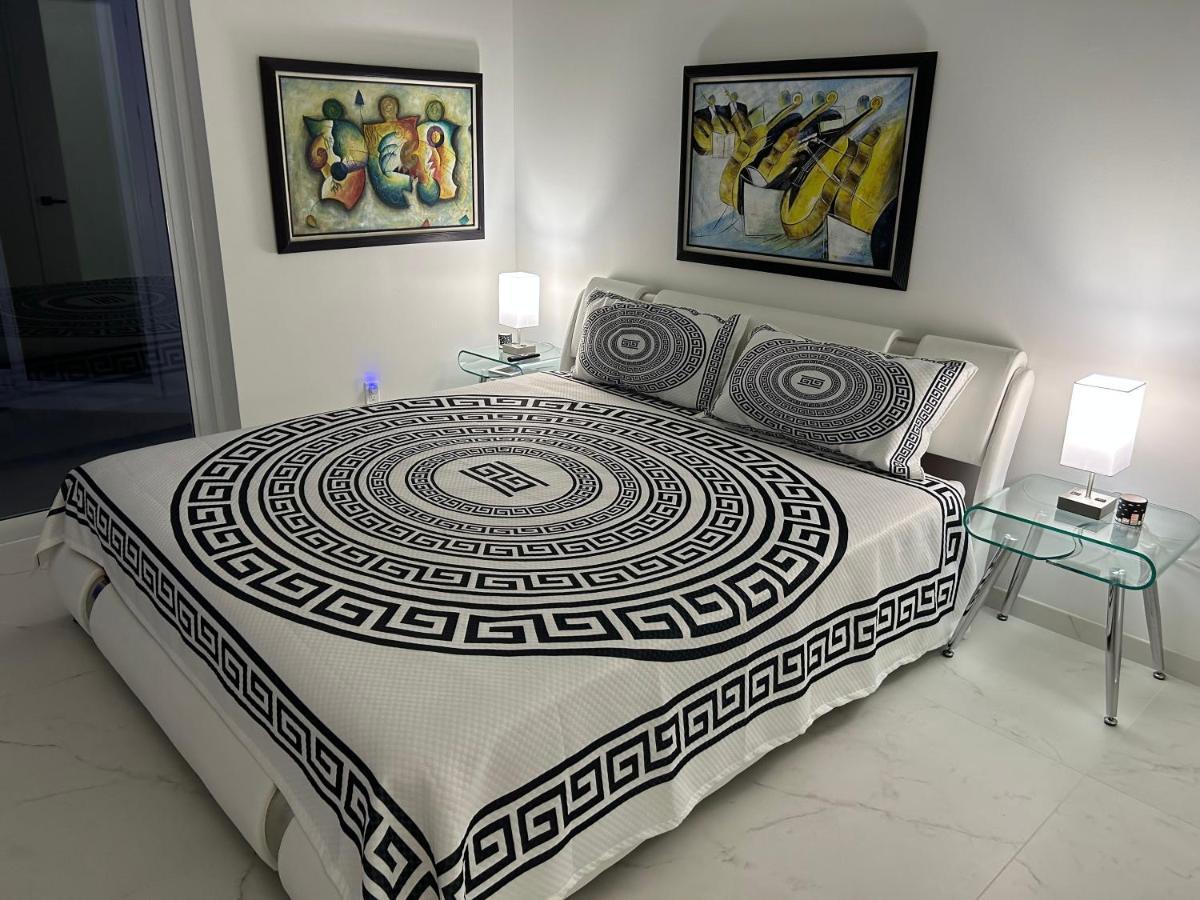 Men Only Clothing Option Guesthouse Near Wilton Manors 劳德代尔堡 外观 照片