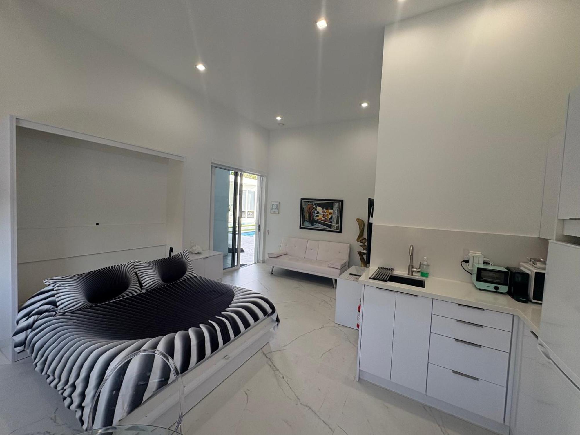 Men Only Clothing Option Guesthouse Near Wilton Manors 劳德代尔堡 外观 照片
