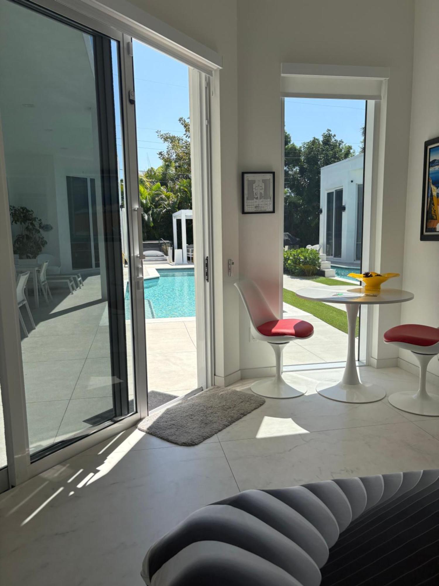 Men Only Clothing Option Guesthouse Near Wilton Manors 劳德代尔堡 外观 照片