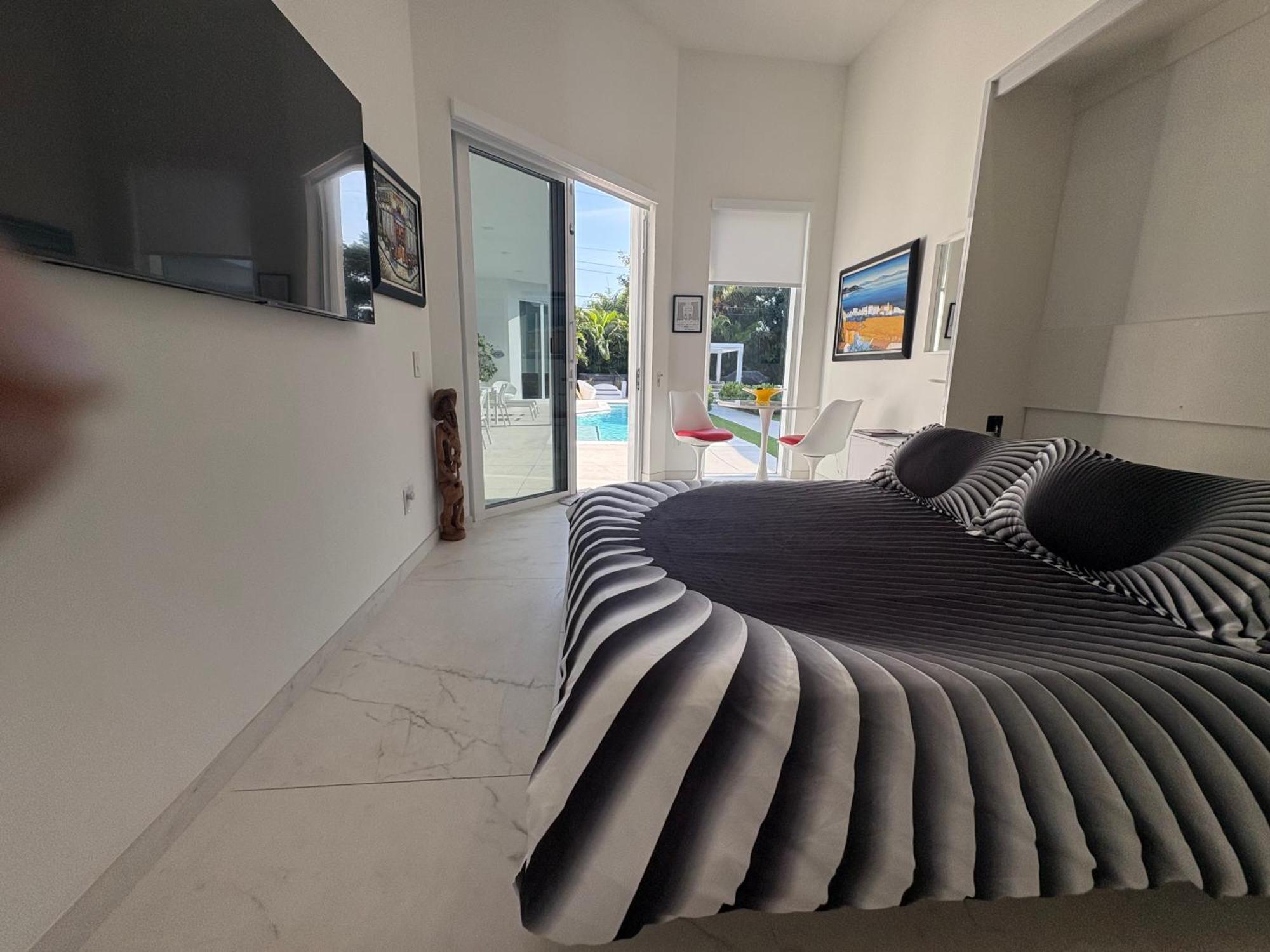 Men Only Clothing Option Guesthouse Near Wilton Manors 劳德代尔堡 外观 照片