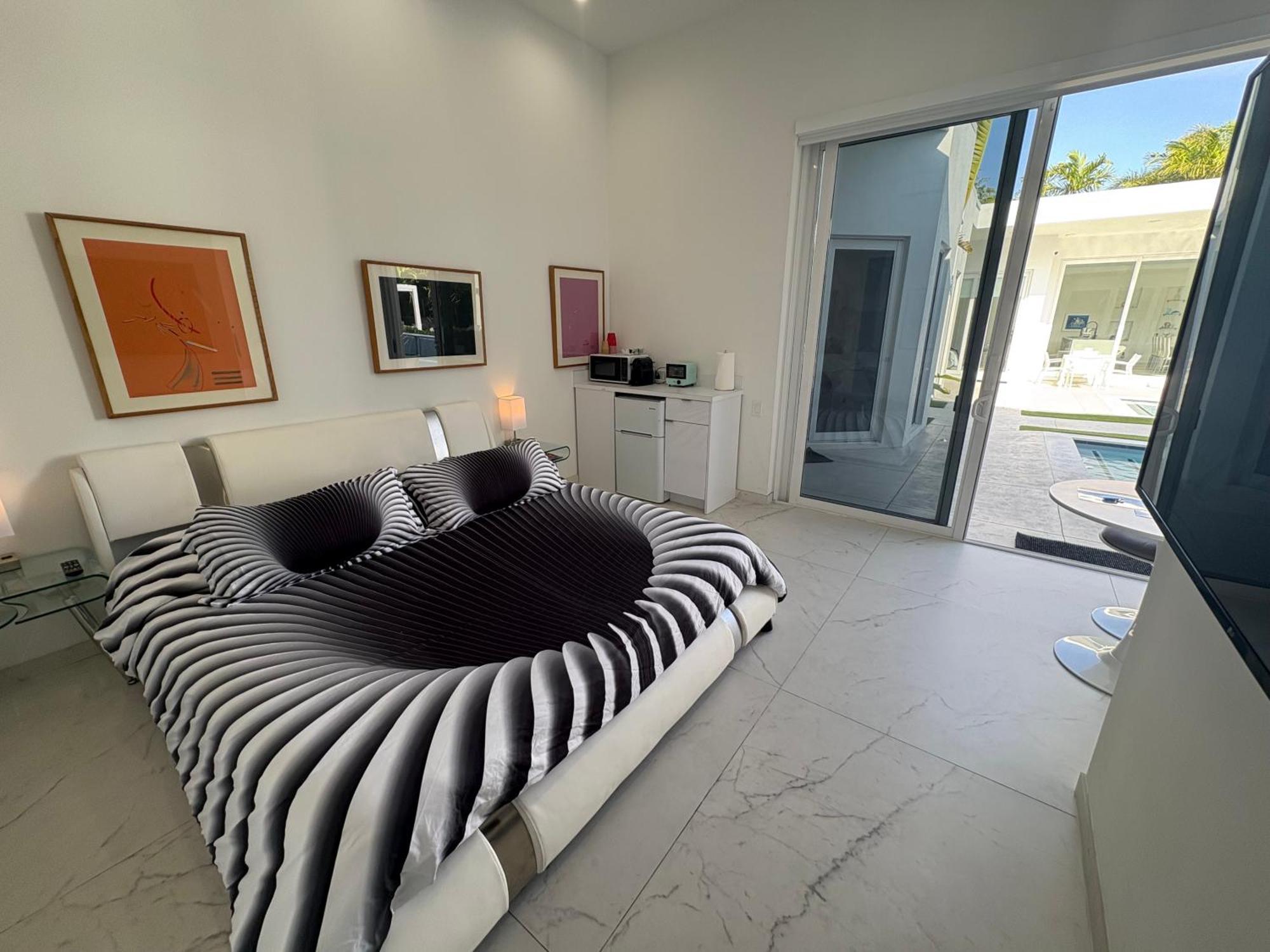 Men Only Clothing Option Guesthouse Near Wilton Manors 劳德代尔堡 外观 照片